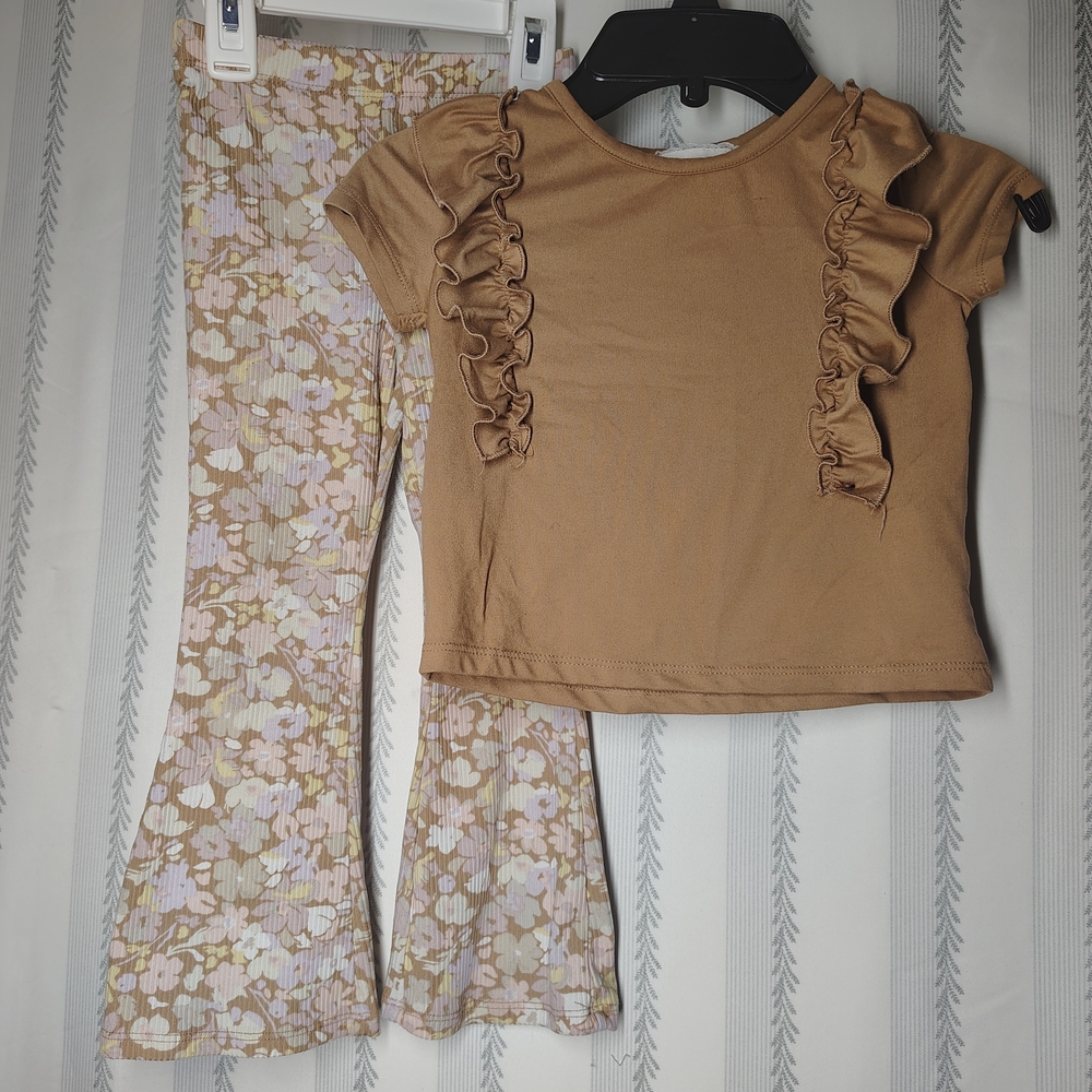 btween Brown Top and Patterned Pants Set